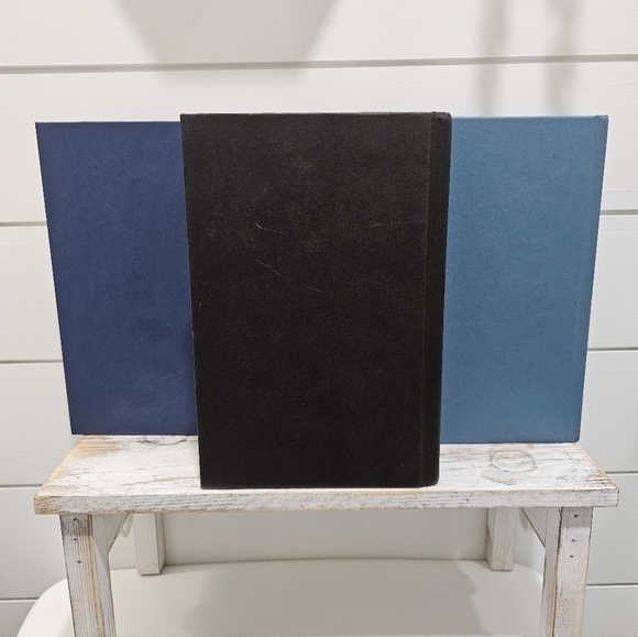 Select Edition Readers Digest - Picture 2 of 5